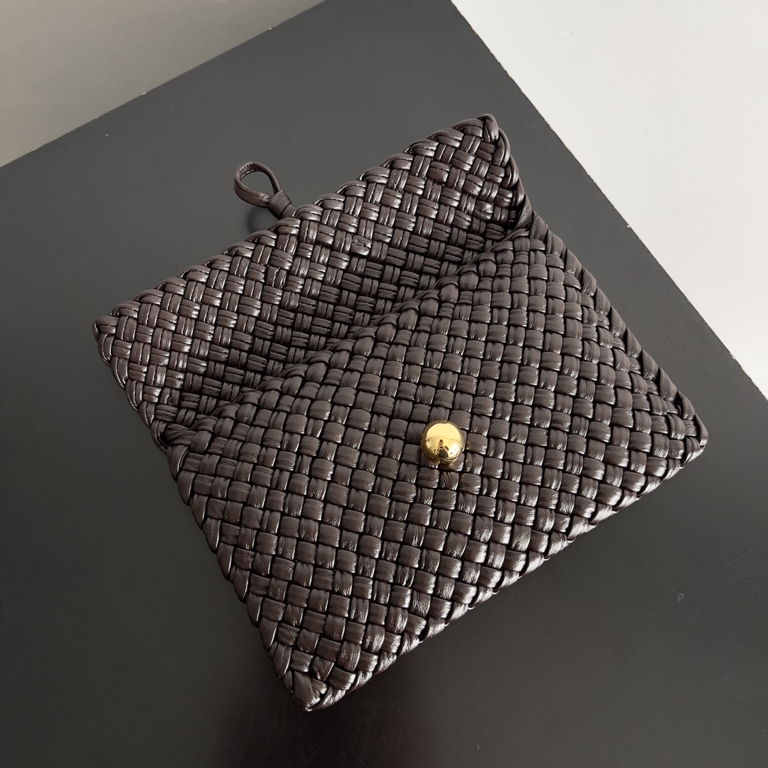 Bottega Veneta Clutch Bags